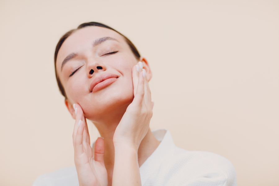 Los errores más comunes en el cuidado facial y cómo evitarlos