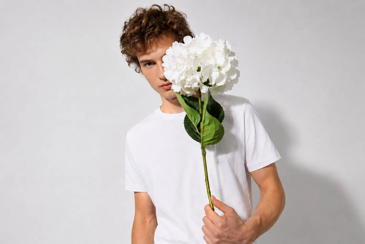 El efecto sillage: por qué crees que tu perfume ha desaparecido cuando en realidad sigue ahí