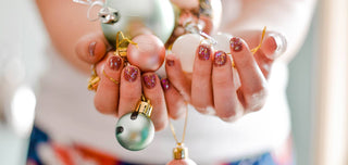Best ideas and designs to decorate your nails for New Year's Eve 2020