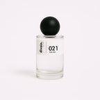 Bote de perfume equivalente para hombre divain.021