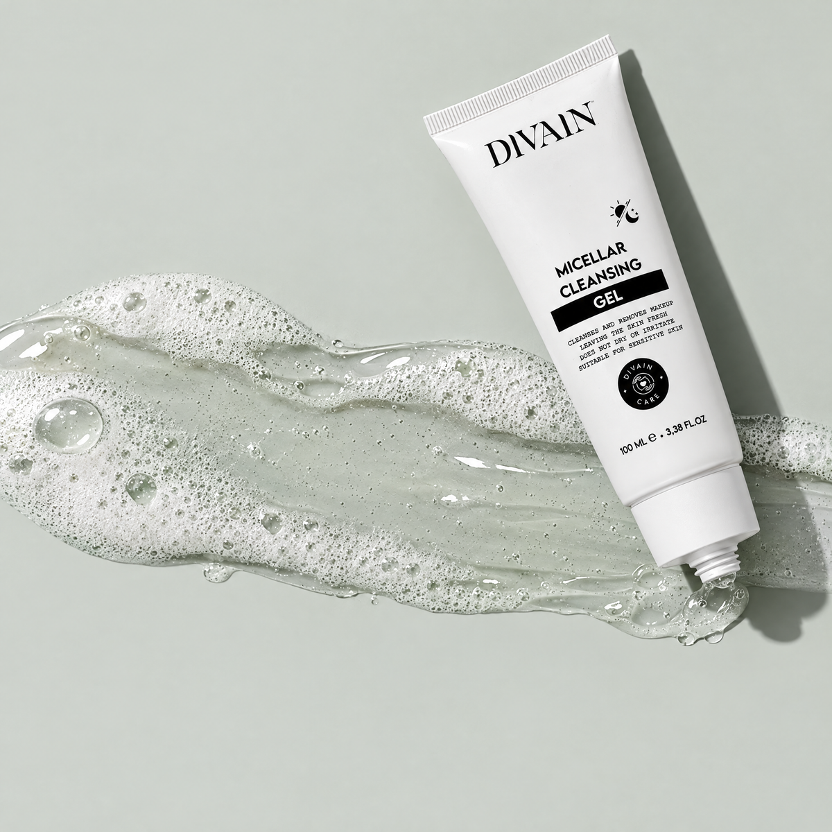 Textura de divain. Care Micellar Cleansing Gel