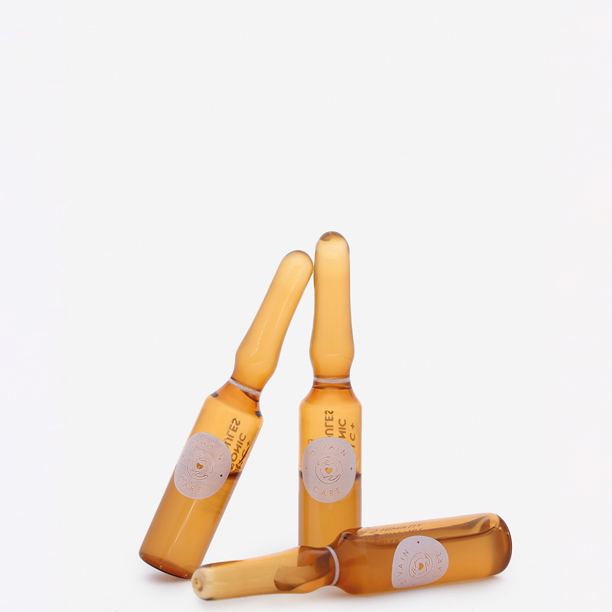 Hyalu-C Ampoules | divain Parfums