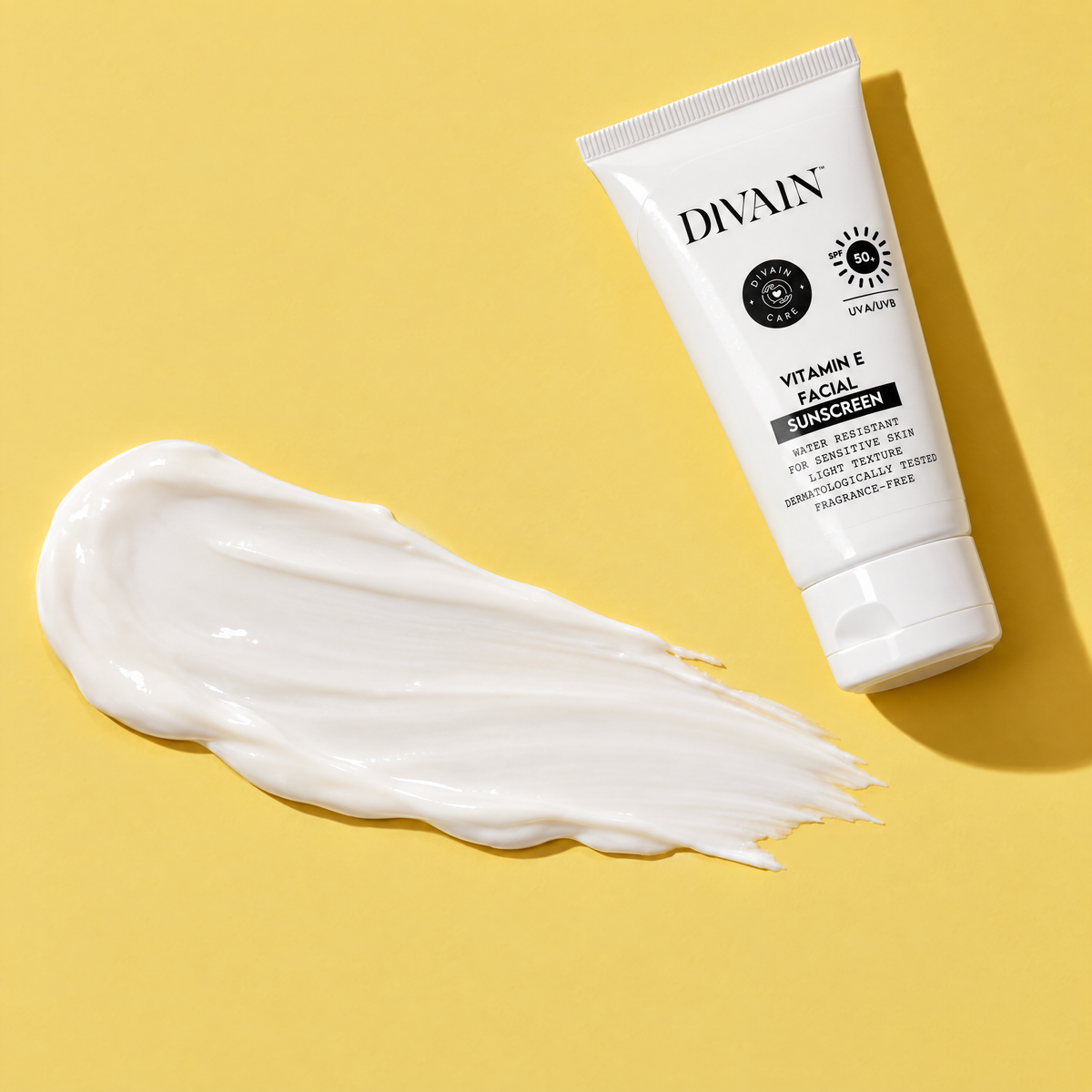 Textura de divain. Care Vitamin E Sunscreen SPF50+