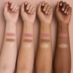 De tre pudre i 3-in-1 Palette på huden