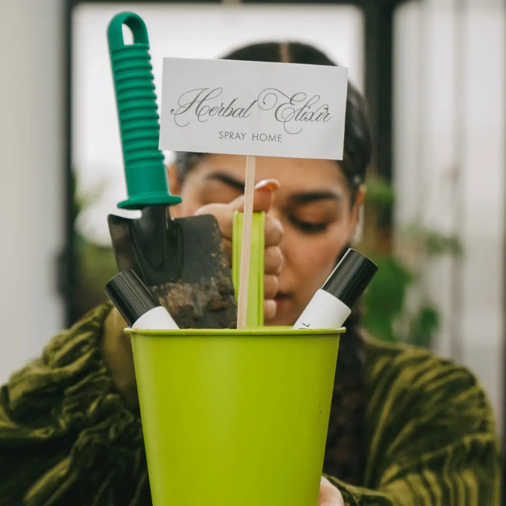 The Garden Collection Home Miniature Set