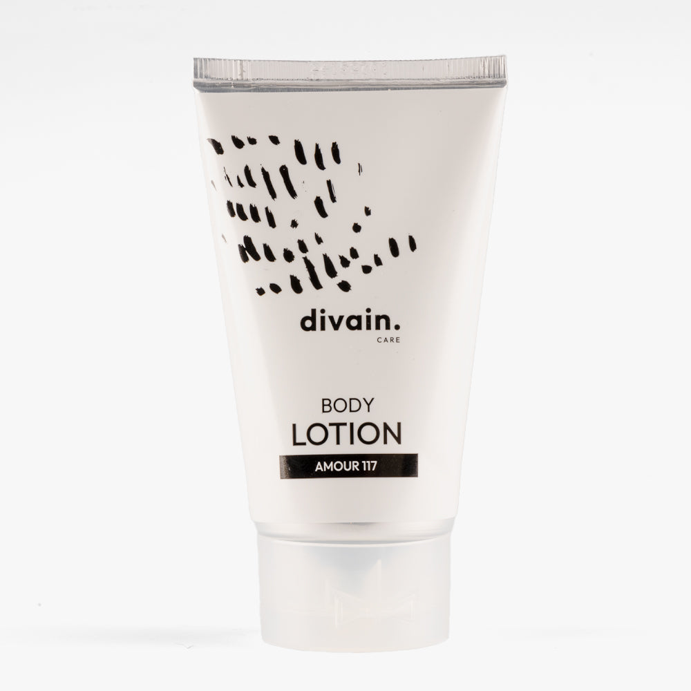 Crema corporal divain Care, con envase blanco e inspirada en el perufme 117.