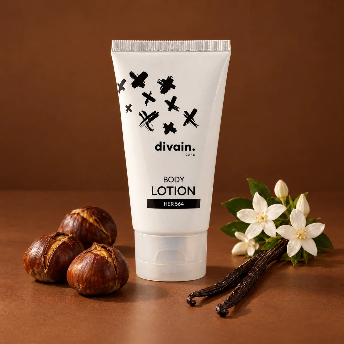 Body Lotion divain.564 con castañas, vainilla y jazmín, sus notas olfativas