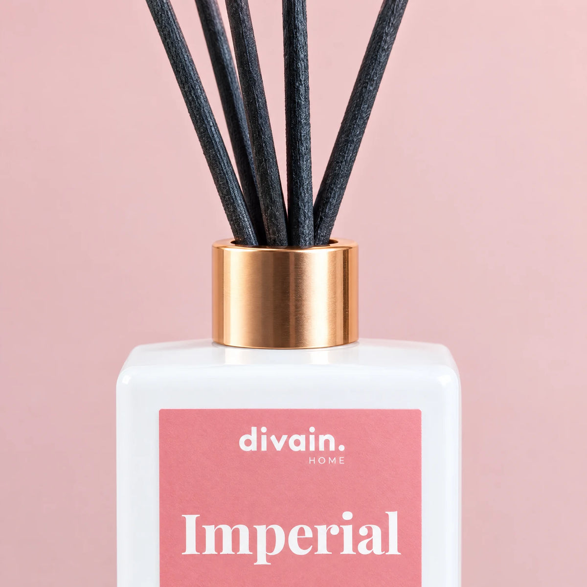 Detalle de las varillas y el cuello cobre del mikado Imperial
