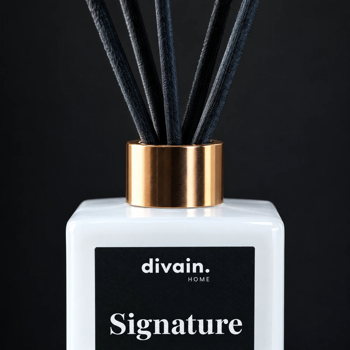 Detalle de las varillas y el cuello cobre del mikado Signature
