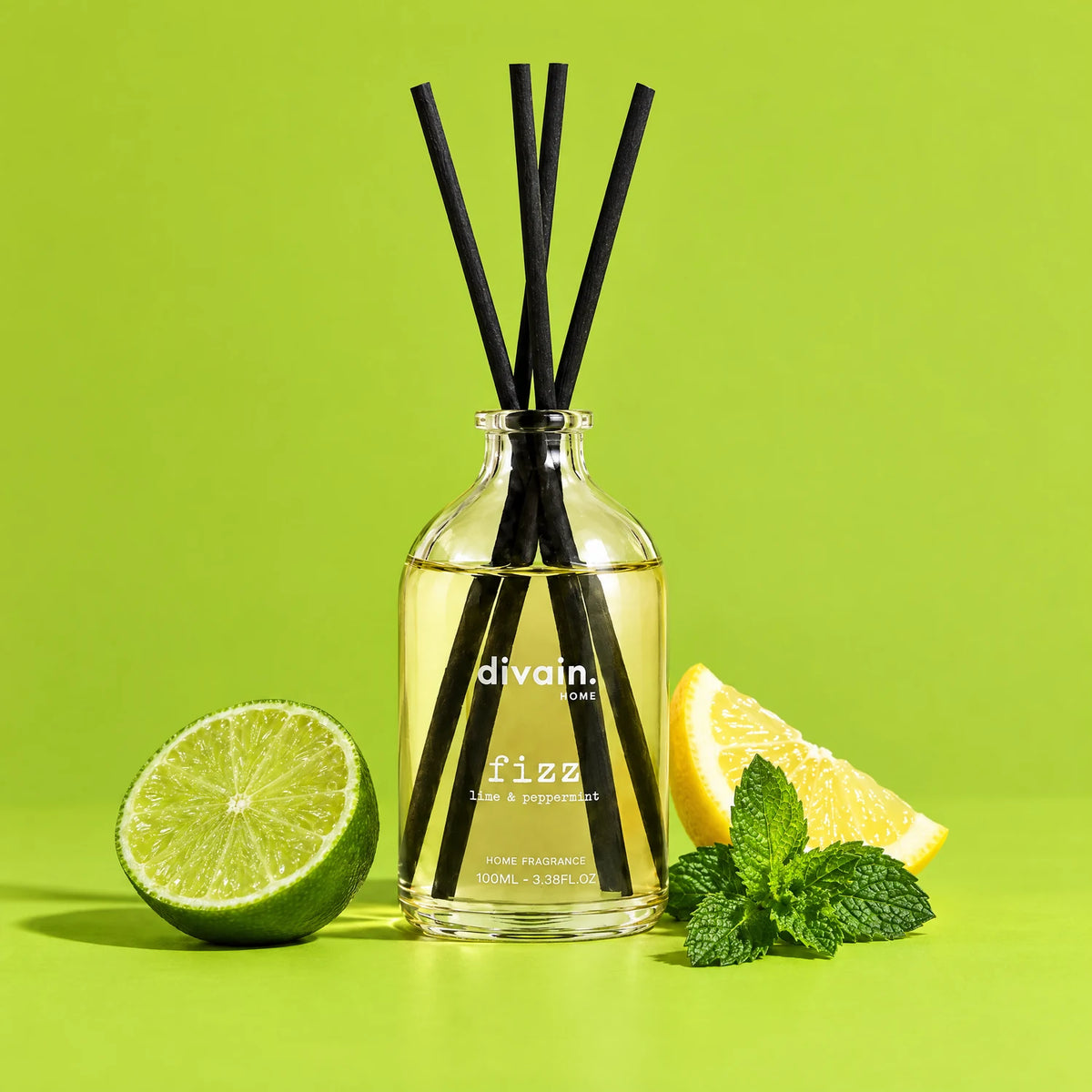 Mikado Fizz con lima, limón y menta, sus notas olfativas