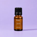 Aceite esencial de lavanda divain. RITUAL 10 ml sobre fondo lila