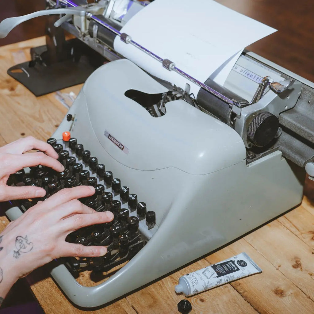 AMELIE - Intrigung Cannabis Hand cream 35g