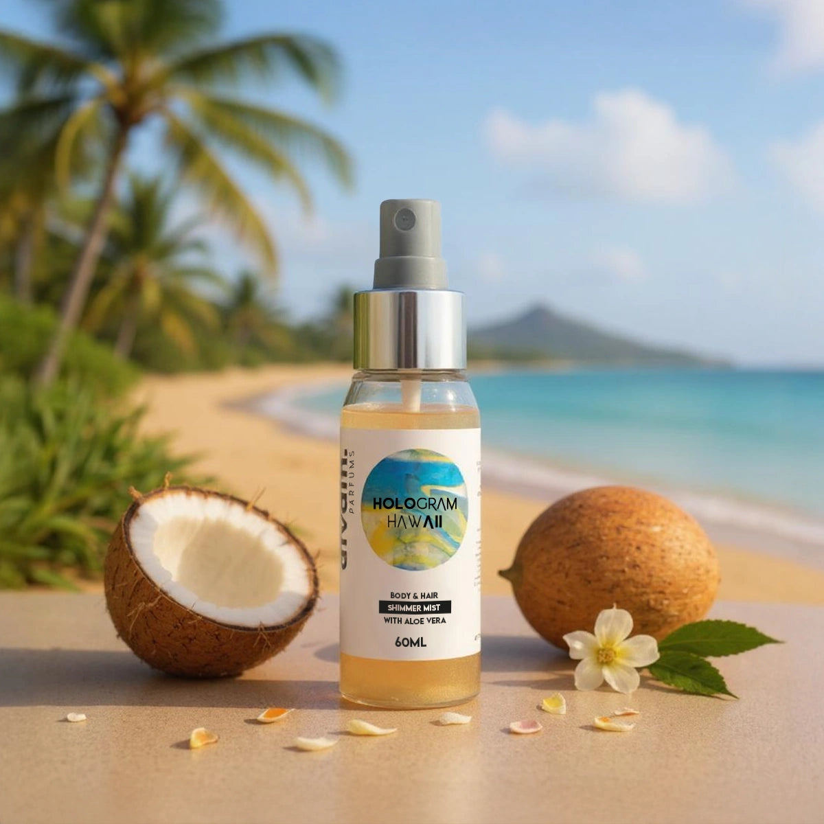 Body mist Hawaii de 60 ml con cocos en una playa tropical.
