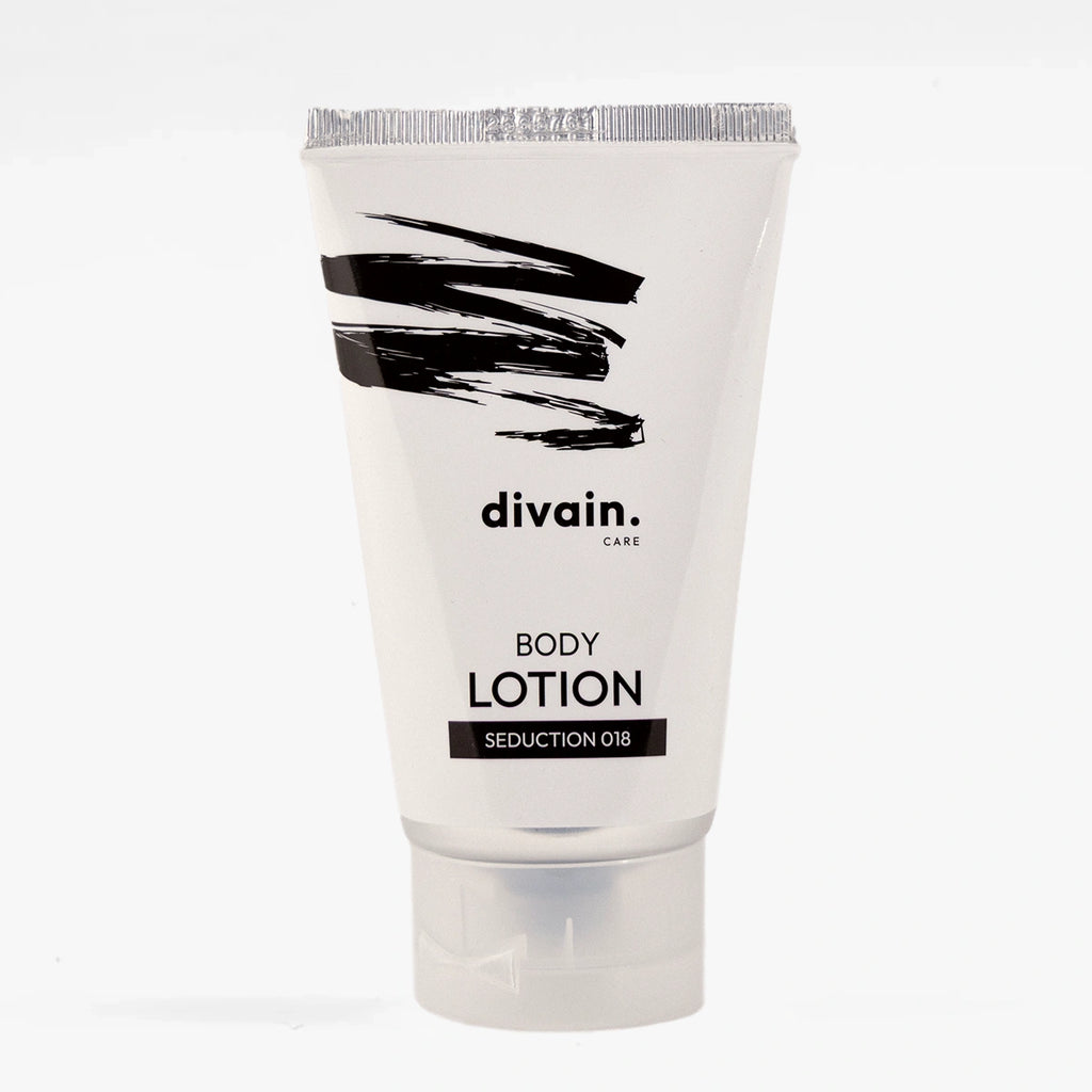 Crema corporal divain Care, con envase blanco e inspirada en el perufme 018.