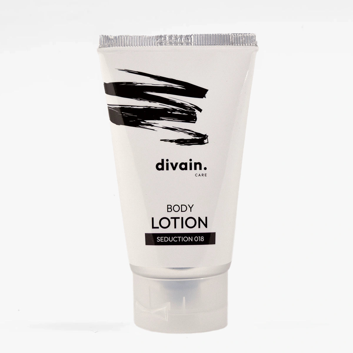 Crema corporal divain Care, con envase blanco e inspirada en el perufme 018.