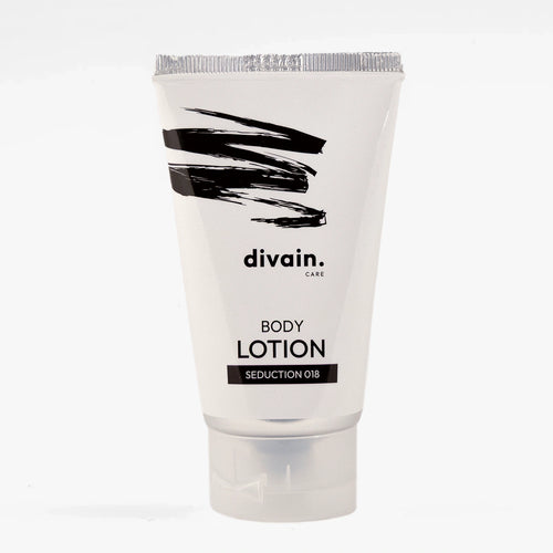 Crema corporal divain Care, con envase blanco e inspirada en el perufme 018.